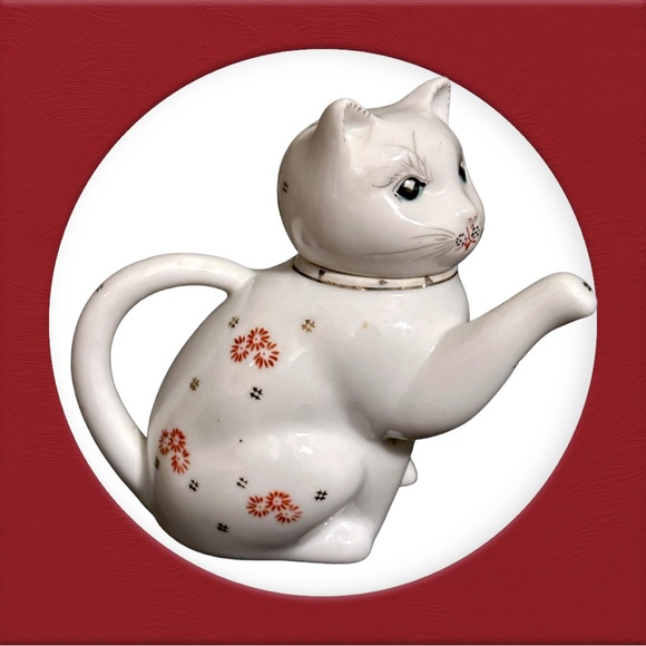 Vintage Chinese Lucky Waving Cat Teapot/Creamer Floral Retro Kitsch decor - Picture 4 of 8
